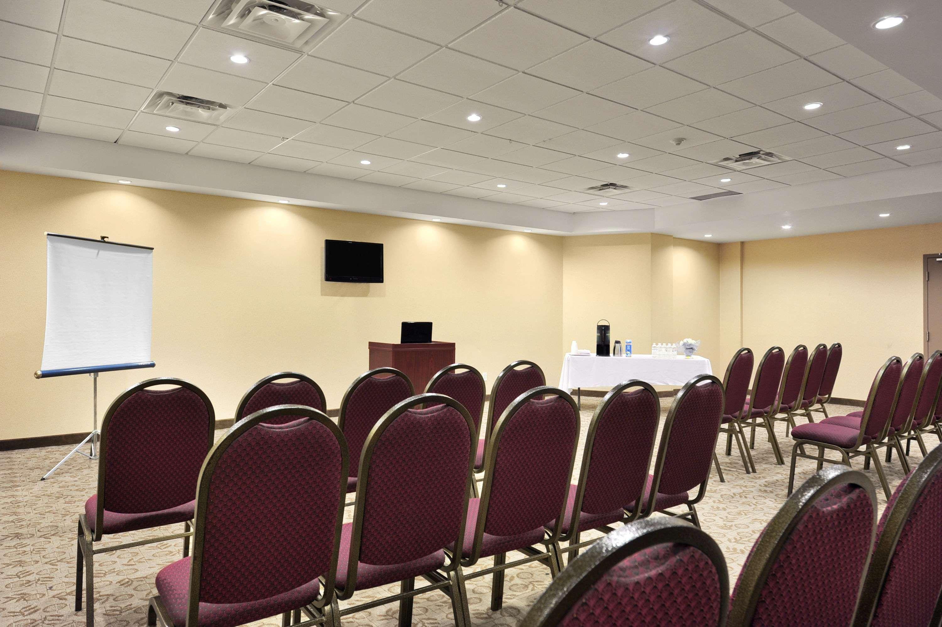 Days Inn By Wyndham Brampton Kültér fotó