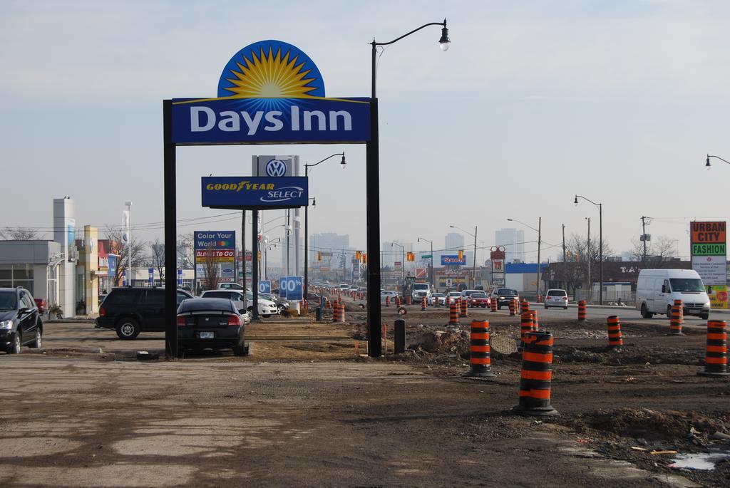 Days Inn By Wyndham Brampton Kültér fotó
